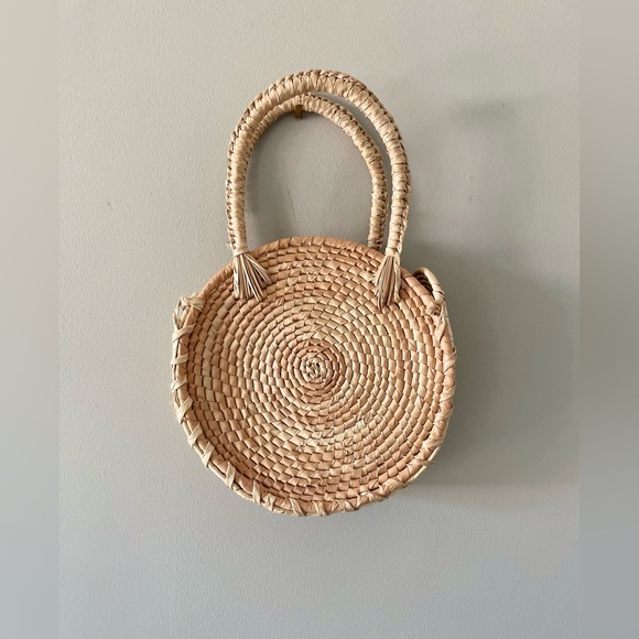 FREE with any Purchase
- Round Straw Weaved Double Handle Purse - Picture 1 of 10